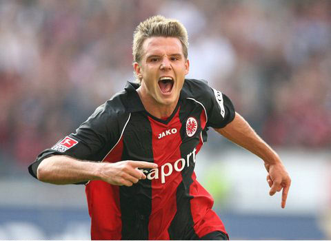 運營成本居 運營成本居